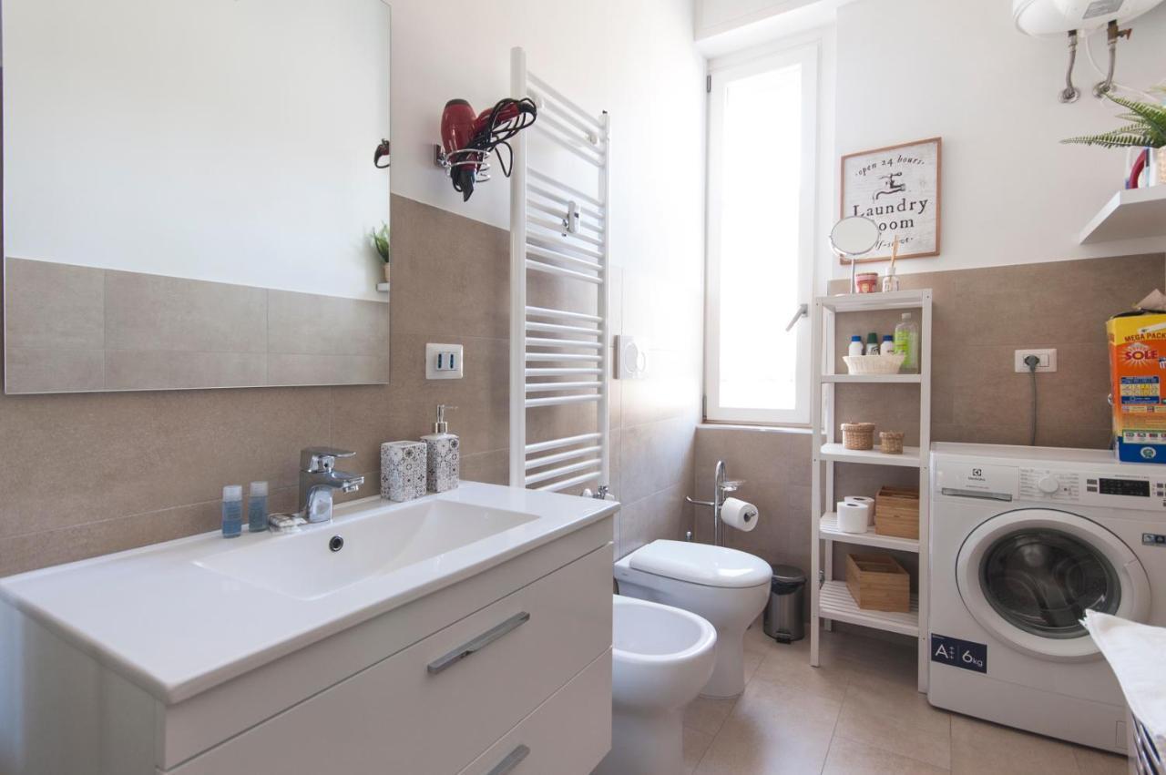 Youhosty - Algardi 5 Milan Luaran gambar